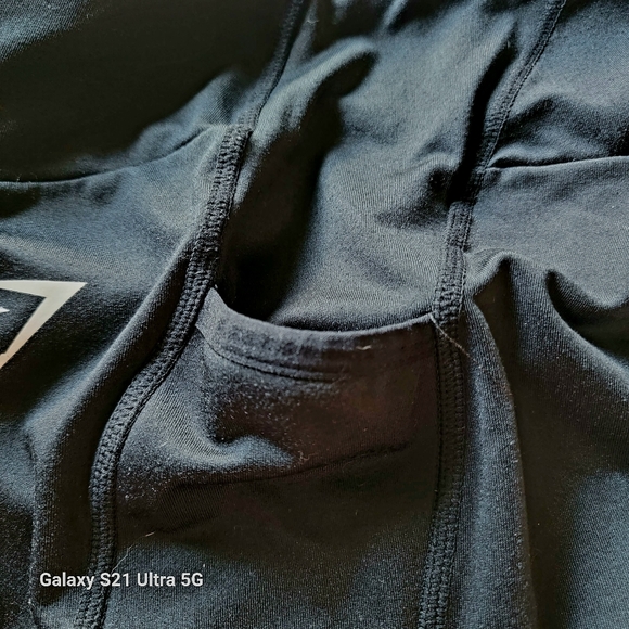 Gymshark Dry Moisture Management Capri Leggings Black Size S - Picture 8 of 9